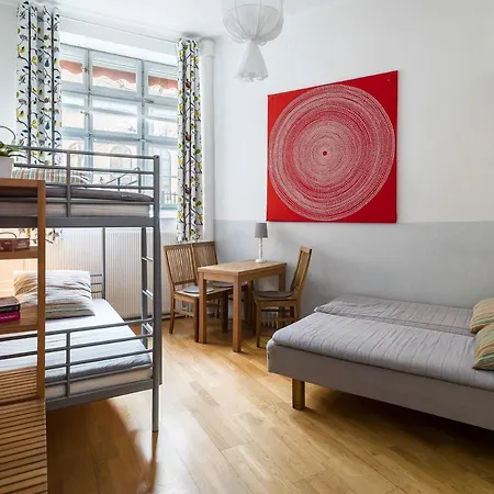 Castanea Old Town Hostel-3